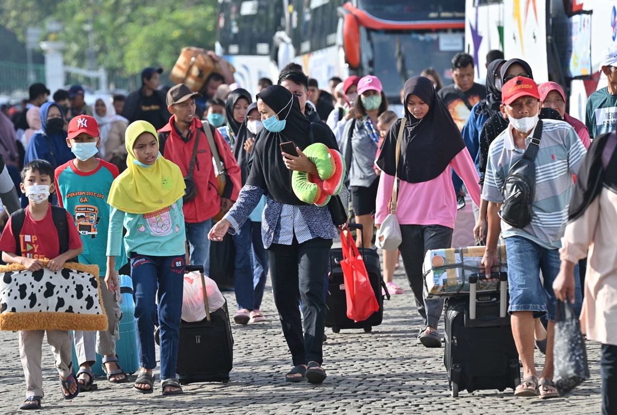 indonesia serbu malaysia