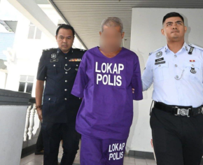 pemandu lori simen direman langgar motosikal