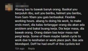 CYCLIST GADUH DENGAN PEMANDU BAS