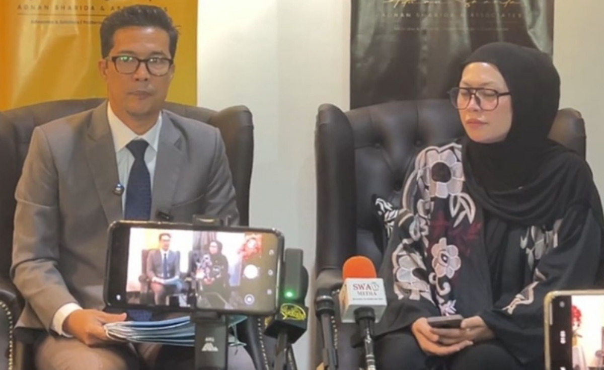 cik pia saman azlan komeng dan isteri