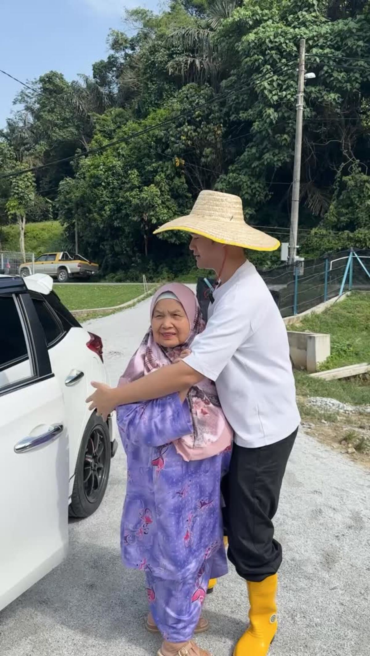 Berjaya Buka Ladang Seluas 4 Ekar, Nubhan Terima Pujian Netizen – “Hebat Anak Melayu”