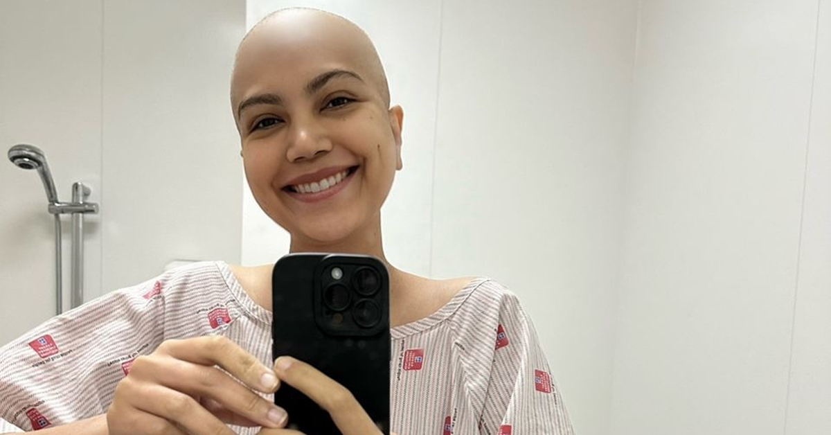 Muat Naik Foto Tiada Rambut, Netizen Risau Keadaan Kesihatan Elyana