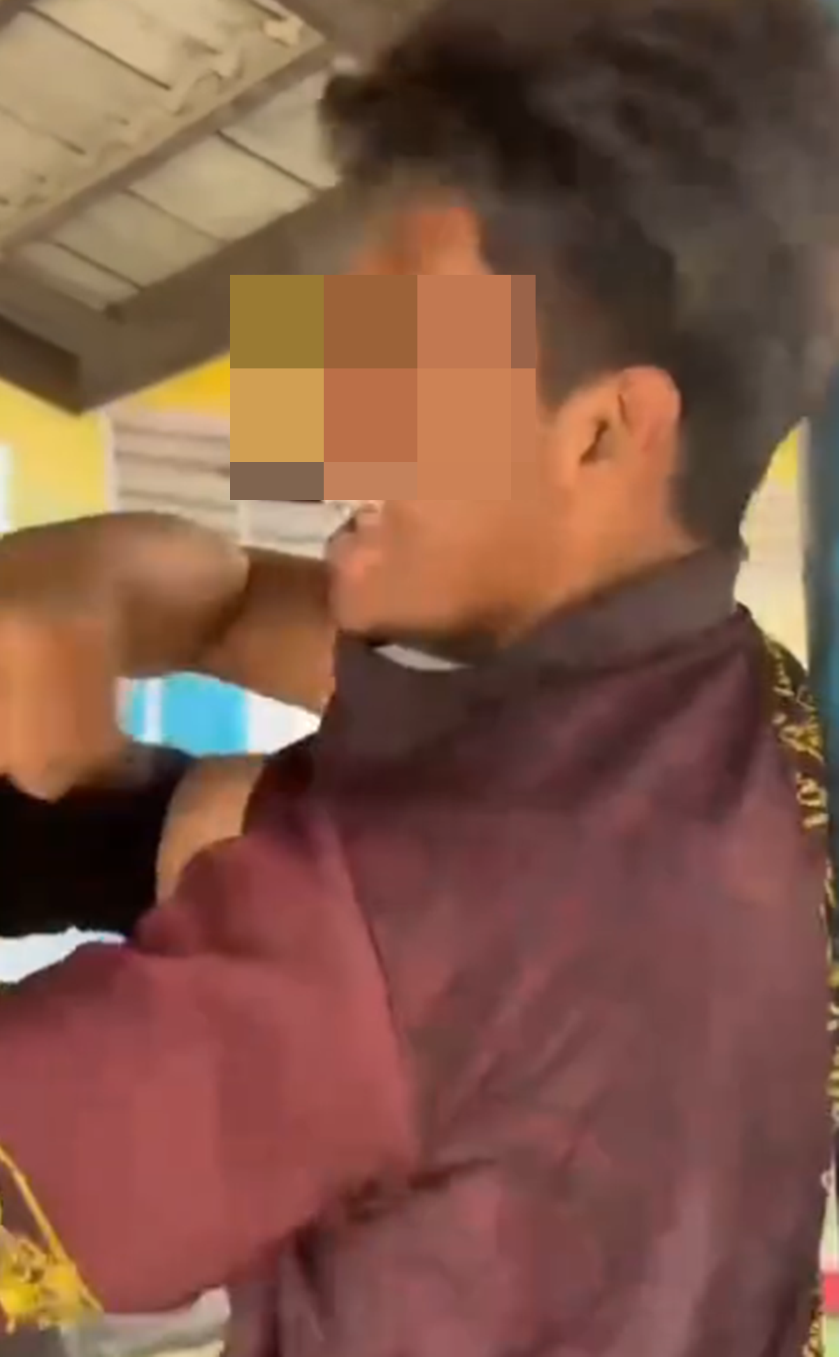 murid pukul cikgu