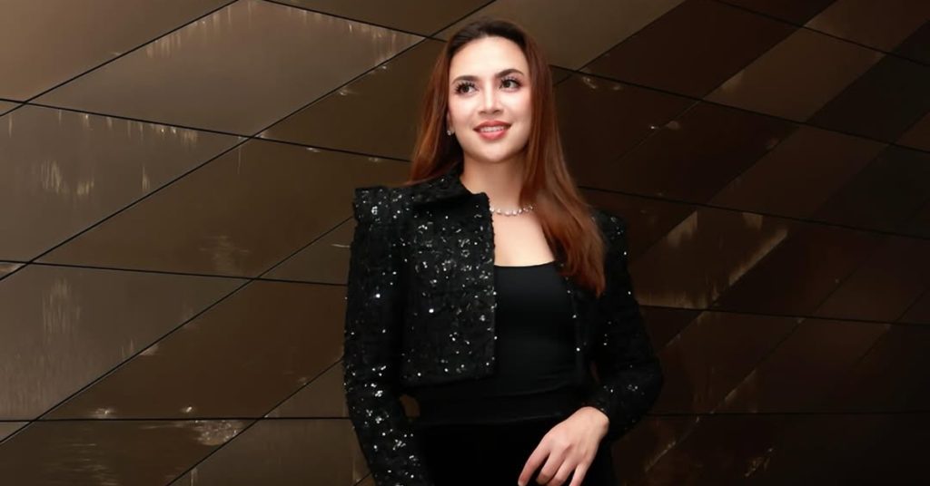 diana danielle tak contact