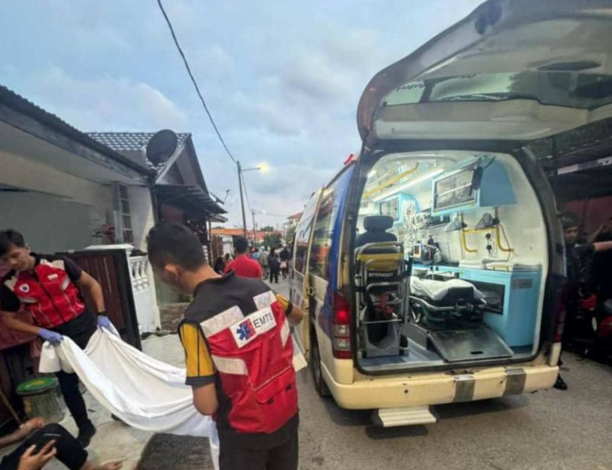 lelaki maut ditikam depan rumah