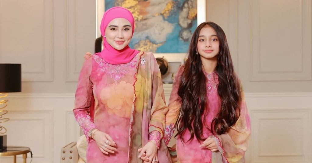 Umur Baru 10 Tahun, Hayla Dah Ada Kedai Sendiri Lepas Jualan Cecah RM100k