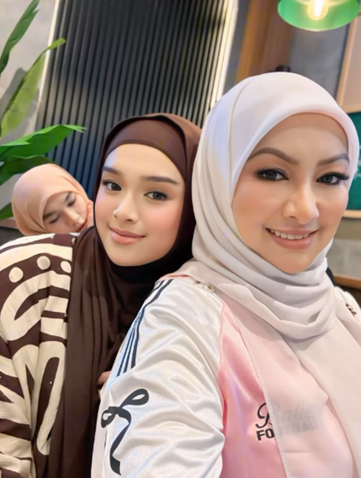 Abby Abadi Marissa Dania