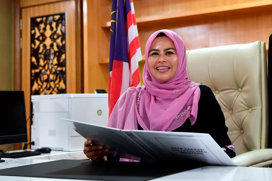 Datuk Seri Dr. Noraini binti Ahmad