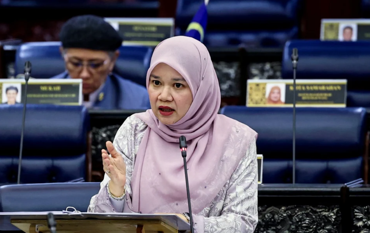 Menteri Pendidikan, Fadhlina Sidek