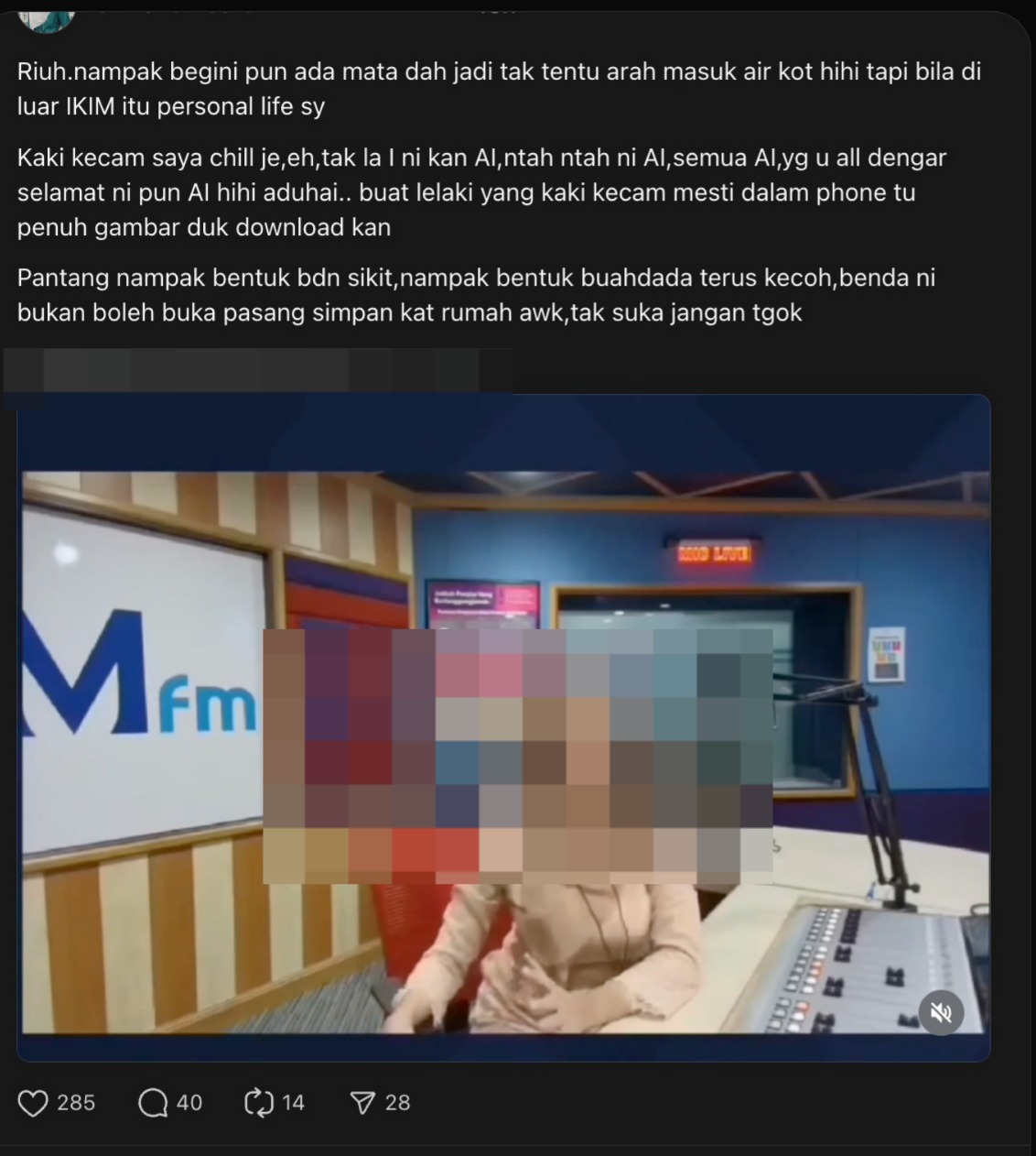 penyampai radio ikim
