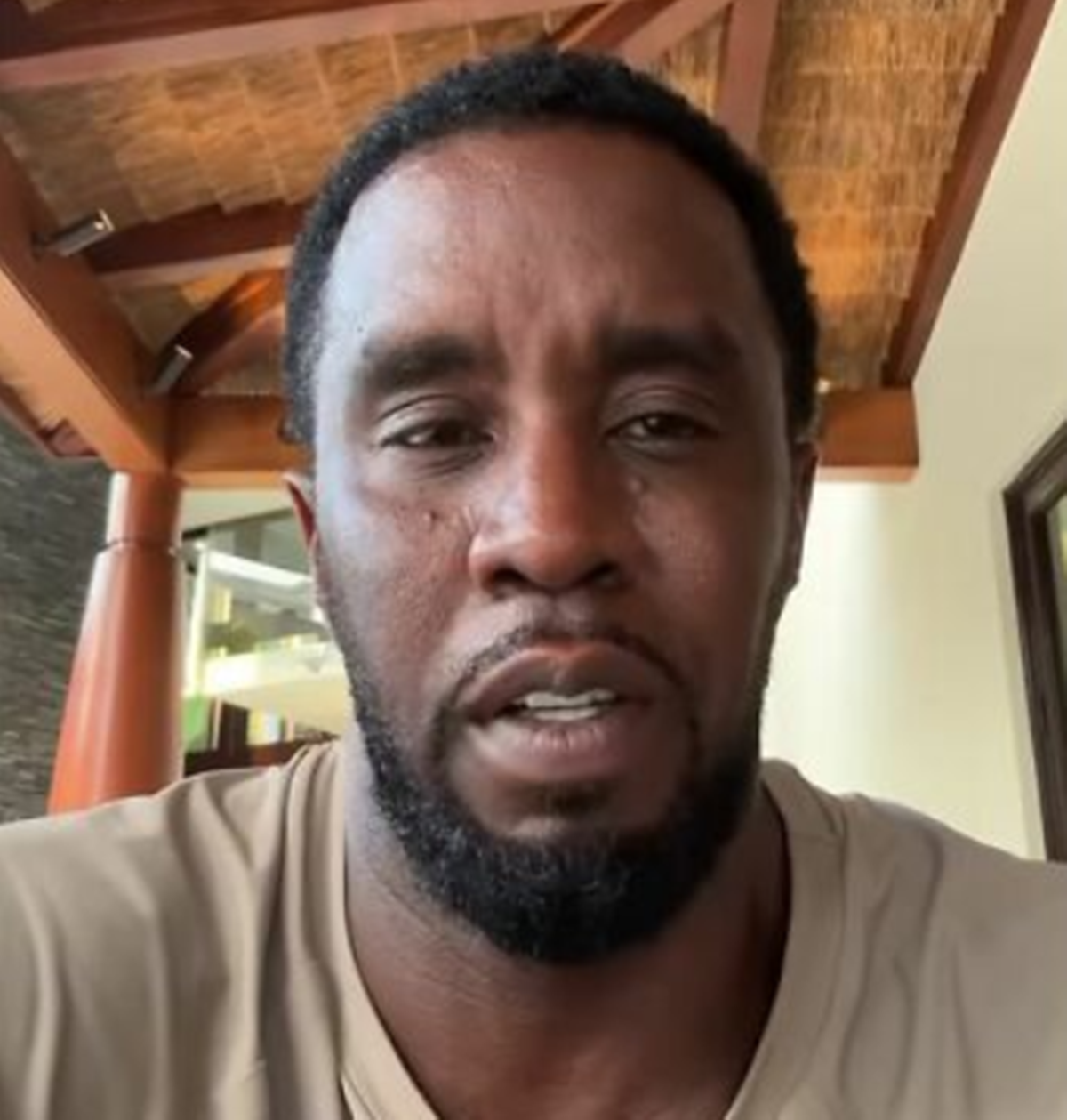 P. Diddy menangis di mahkamah