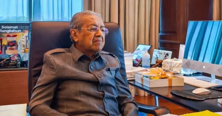 Prosiding Saman Fitnah Dr Mahathir Terhadap Anwar Ditangguh, Mantan PM Mengadu Tak Sihat