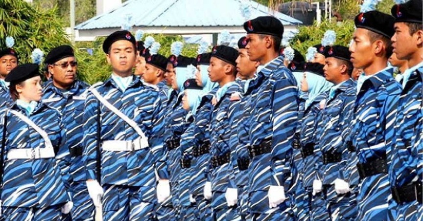 Jurulatih PLKN Terima Nota ‘Khas’ Dari Ibu Bapa Pelatih – “Kami Hantar Budak Lelaki, Kamu Pulangkan Seorang Lelaki Sejati”