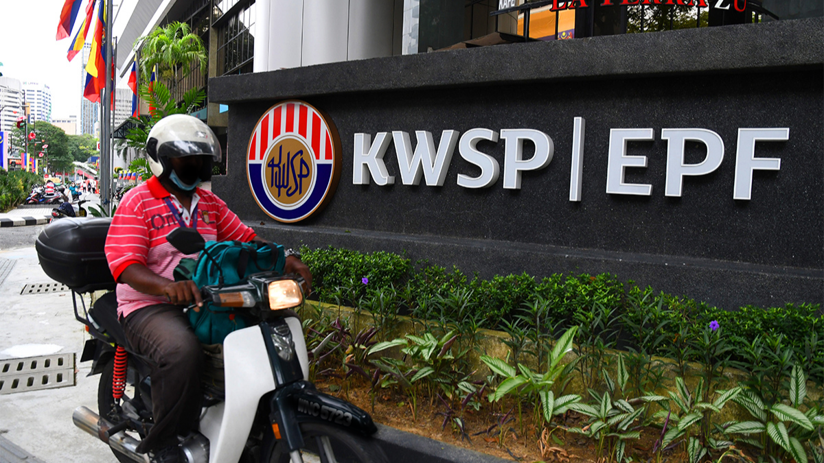 Ramai Terlepas Pandang! Manfaat Bijak Menyimpan Bersama KWSP Walaupun Bekerja Sendiri