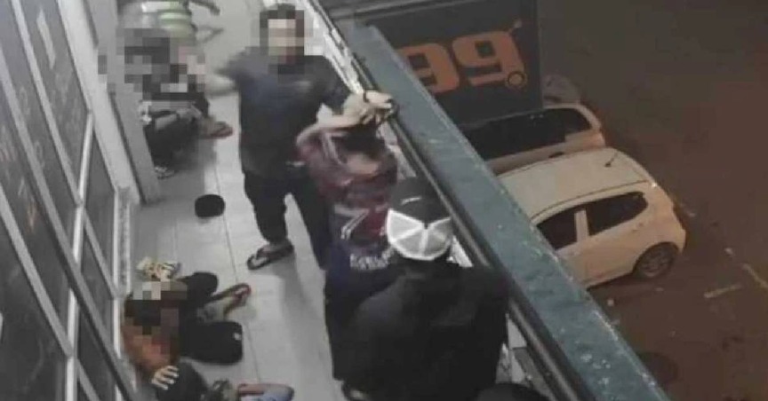 Kacau Tugas Polis, Empat Lelaki Keluarga Pelajar Kena P*kul Ditahan