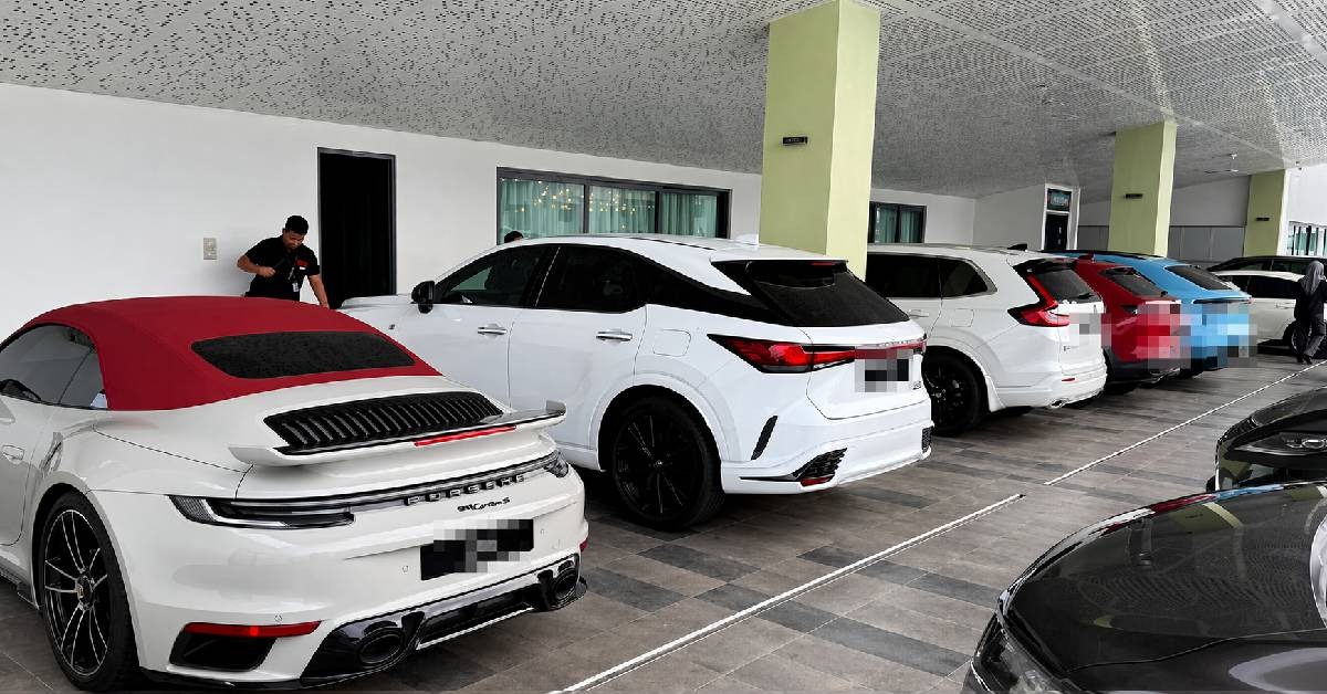 (FOTO) 18 Kenderaan Mewah Bernombor Plat Mahal, Rumah RM11 Juta Dan Jam Tangan Antara Barangan Disita Dalam Kes Seleweng Dana Zakat