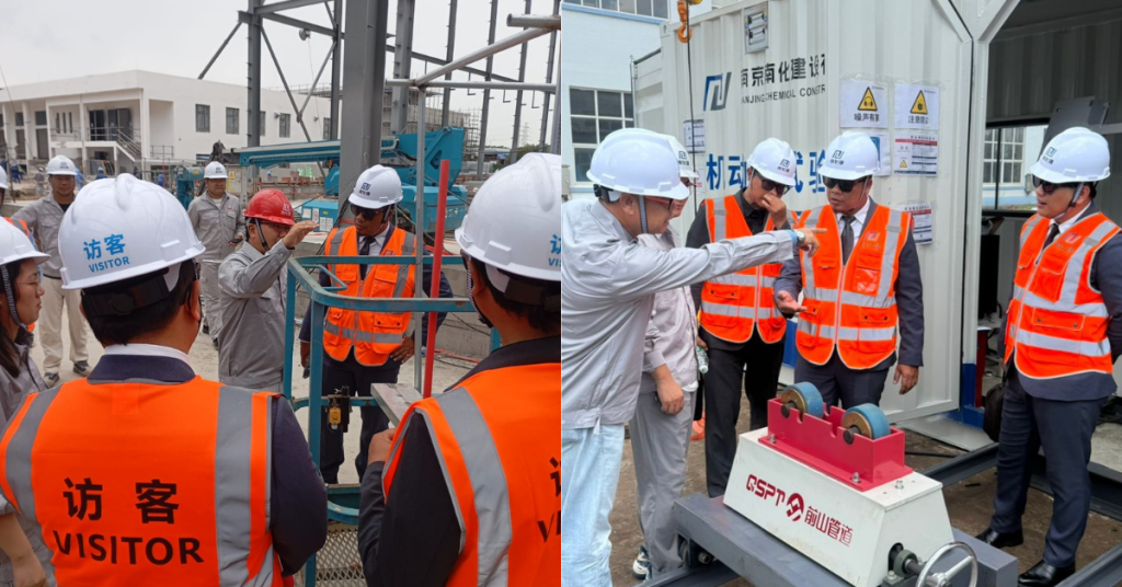 Delegasi MiSHA melawat tapak pembinaan NCC di China sambil memakai topi dan vest keselamatan, serta menerima penerangan mengenai peralatan dan amalan keselamatan industri di lokasi projek.