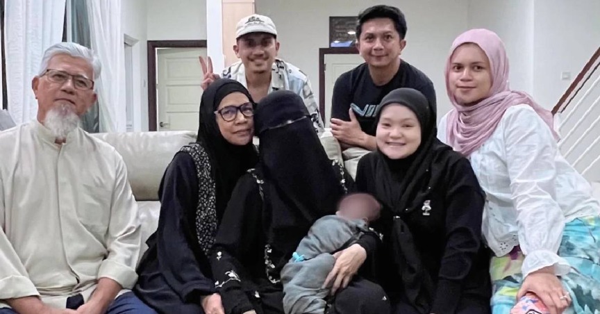 Penampilan Elizabeth Tan Undang Kecaman Lagi, Netizen Komen ‘Terlalu Berani’