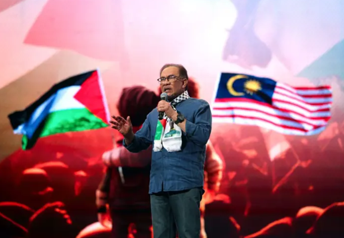 “Dunia Seolah-Olah Pekak”– Anwar Ibrahim Kecam Sikap Hipokrit Masyarakat...
